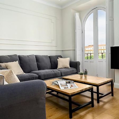 Apartamento Plaza De La Merced 4 Habitaciones Málaga Kültér fotó