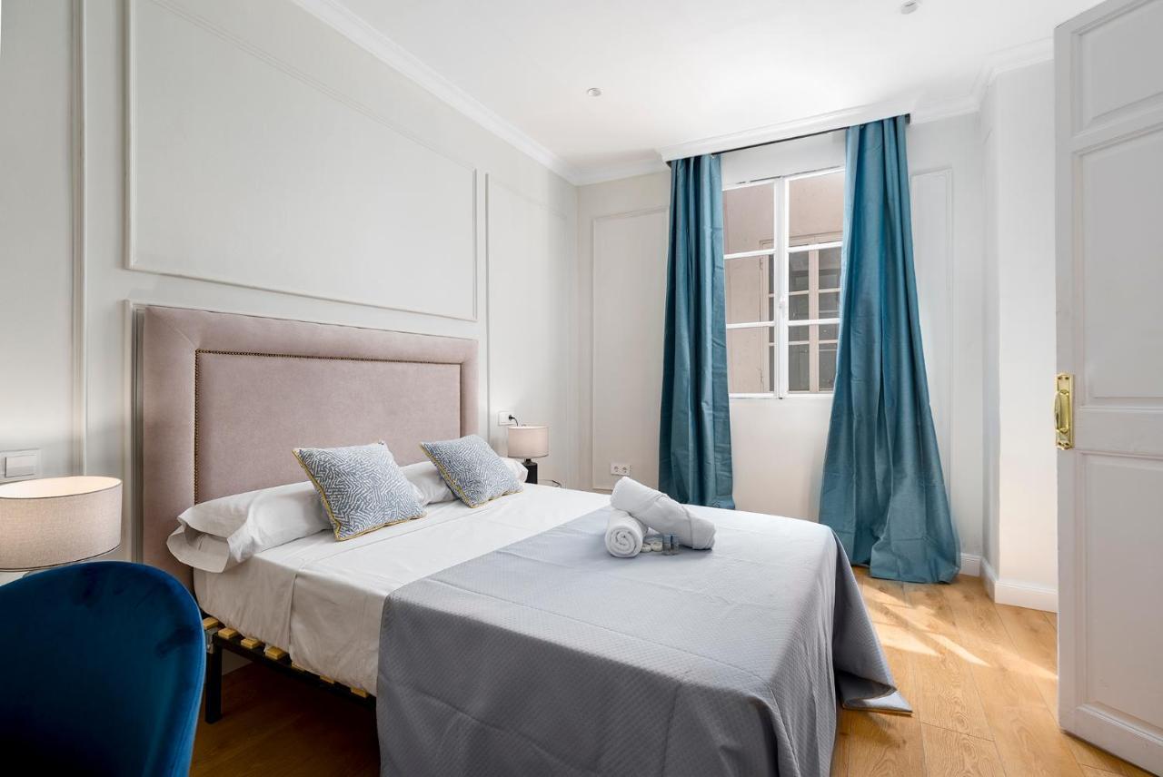 Apartamento Plaza De La Merced 4 Habitaciones Málaga Kültér fotó