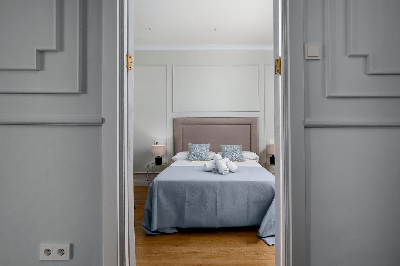 Apartamento Plaza De La Merced 4 Habitaciones Málaga Kültér fotó