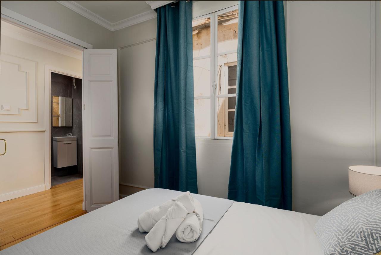 Apartamento Plaza De La Merced 4 Habitaciones Málaga Kültér fotó
